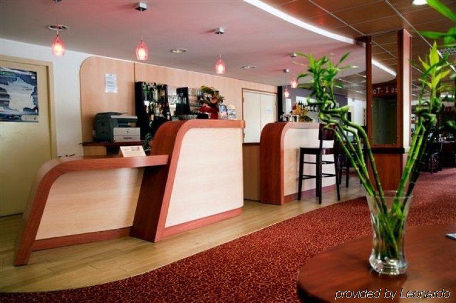 Brit Hotel Agen - L'Aquitaine لو باساج المظهر الخارجي الصورة
