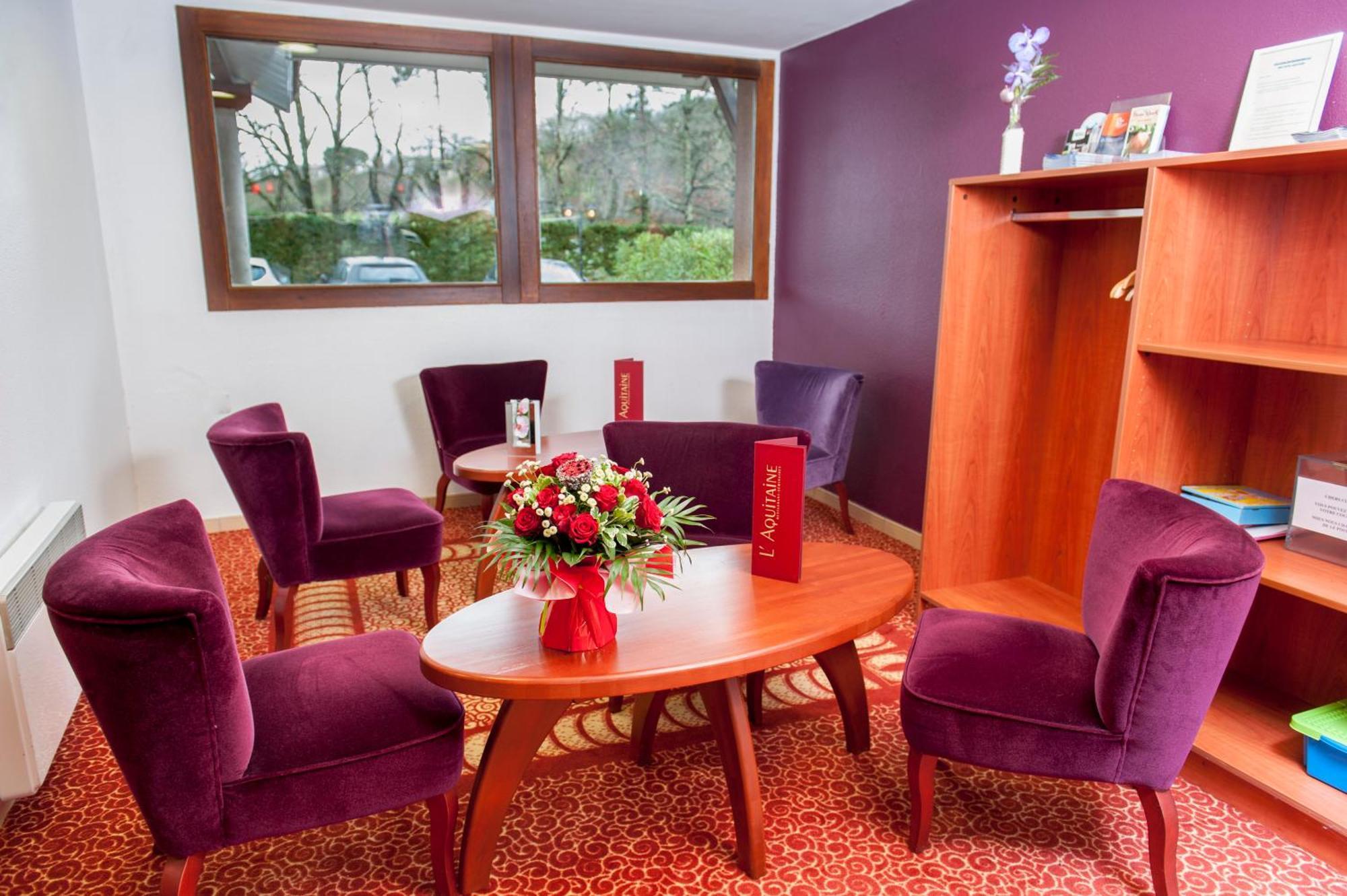 Brit Hotel Agen - L'Aquitaine لو باساج المظهر الخارجي الصورة