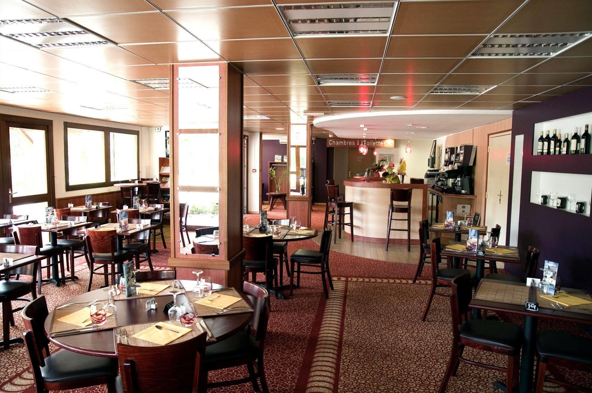 Brit Hotel Agen - L'Aquitaine لو باساج المظهر الخارجي الصورة